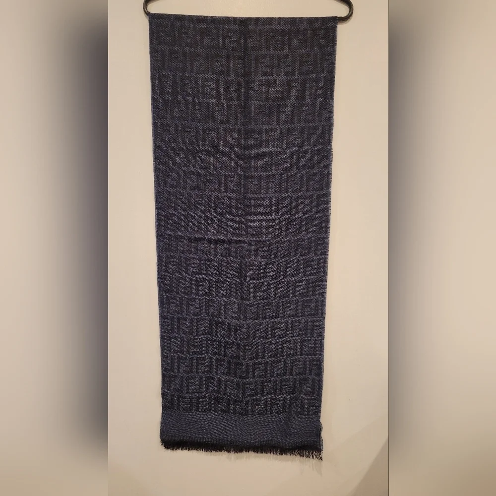 Fendi FF Monogram Blue Men’s 100% Wool Scarf Winter Accessories, Made in Italy.
